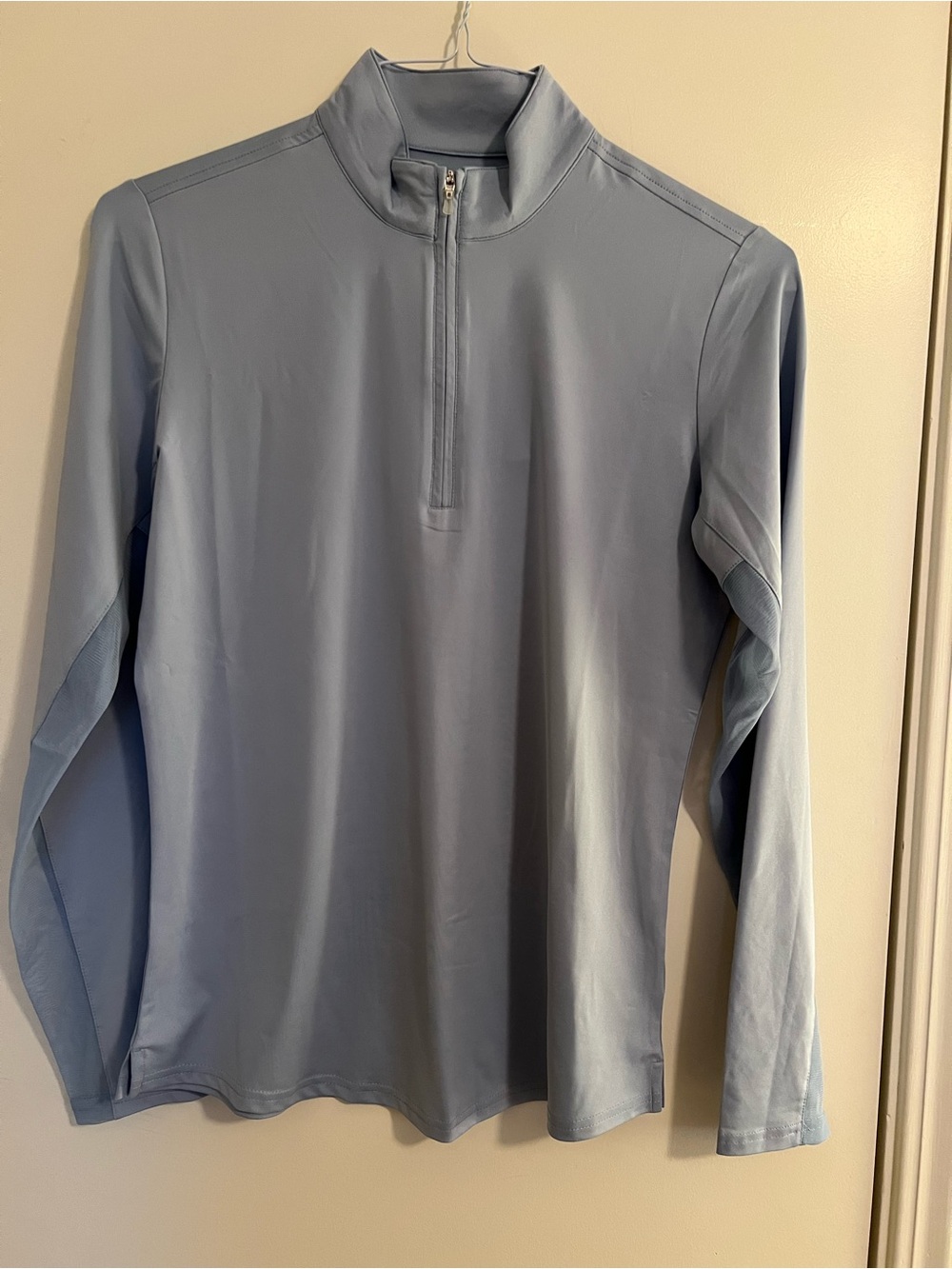 NWT San Soliel gray-blue 1/4 zip, size M.